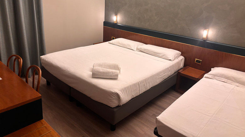 <b>Hotel des Etrangers Room</b>. Images powered by <a href="https://www.leonardoworldwide.com/" title="Leonardo Worldwide" target="_blank">Leonardo</a>.
