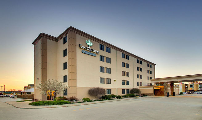EverSpring Inn & Suites, Bismarck Exterior