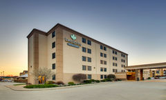 EverSpring Inn & Suites, Bismarck