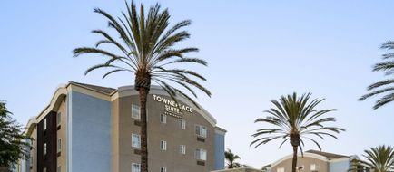 TownePlace Suites Anaheim Maingate Exterior