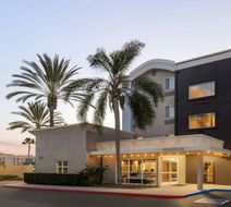 TownePlace Suites Anaheim Maingate Exterior