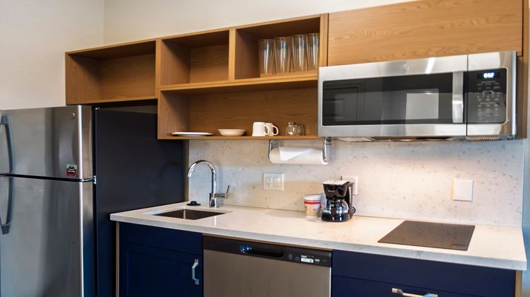 Candlewood Suites Avondale Room