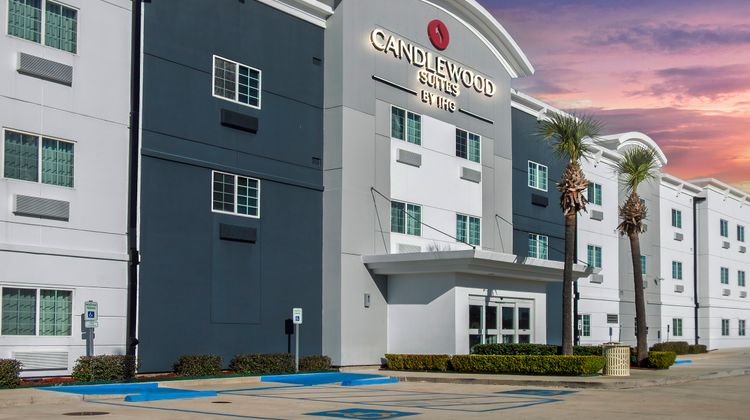 Candlewood Suites Avondale Exterior