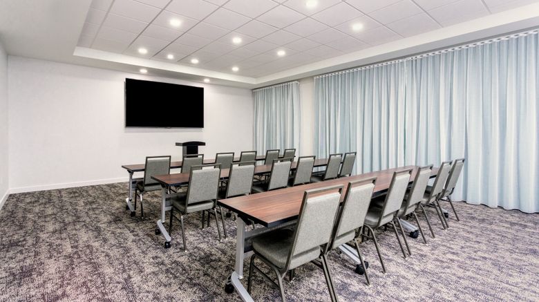 <b>Staybridge Stes Near Equestrian-Aquatics Meeting</b>. Images powered by <a href="https://www.leonardoworldwide.com/" title="Leonardo Worldwide" target="_blank">Leonardo</a>.