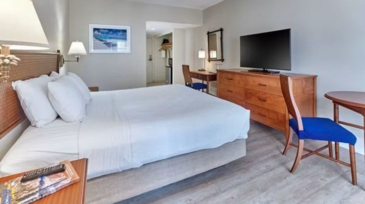 Henlopen Hotel Room