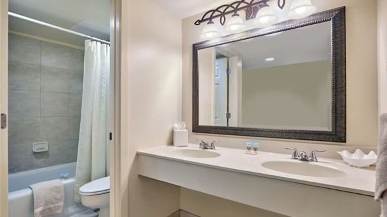 <b>Henlopen Hotel Room</b>. Images powered by <a href="https://www.leonardoworldwide.com/" title="Leonardo Worldwide" target="_blank">Leonardo</a>.