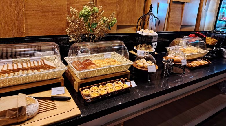 <b>Cormar Suites Restaurant</b>. Images powered by <a href="https://www.leonardoworldwide.com/" title="Leonardo Worldwide" target="_blank">Leonardo</a>.