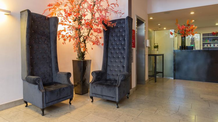 Leonardo Hotel Utrecht City Centre Lobby