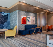 Holiday Inn Exp Suites Westfield Exterior