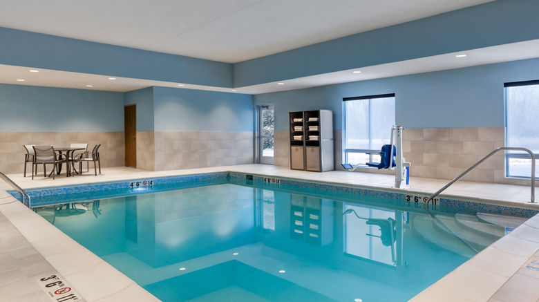 <b>Holiday Inn Exp Suites Westfield Pool</b>. Images powered by <a href="https://www.leonardoworldwide.com/" title="Leonardo Worldwide" target="_blank">Leonardo</a>.