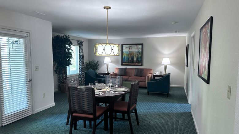 <b>Williamsburg Plantation Resort Restaurant</b>. Images powered by <a href="https://www.leonardoworldwide.com/" title="Leonardo Worldwide" target="_blank">Leonardo</a>.
