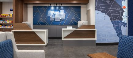 Holiday Inn Express Phoenix Midtown Exterior