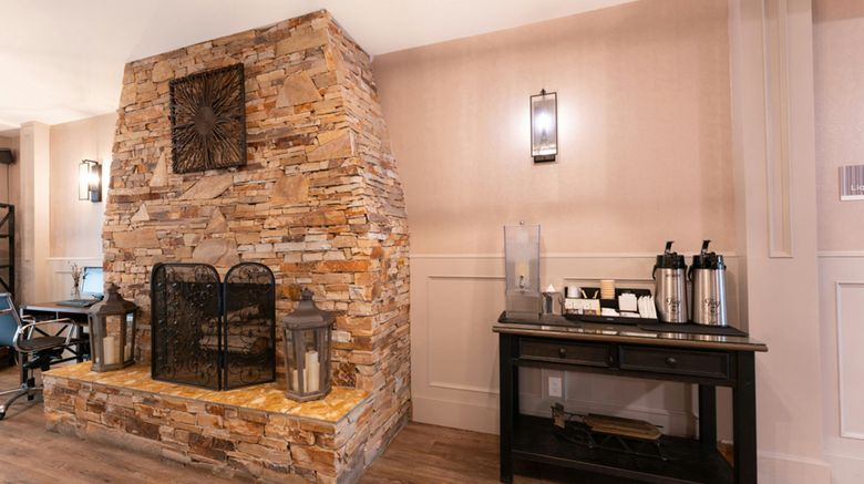 <b>Prestige Inn Golden Lobby</b>. Images powered by <a href="https://www.leonardoworldwide.com/" title="Leonardo Worldwide" target="_blank">Leonardo</a>.