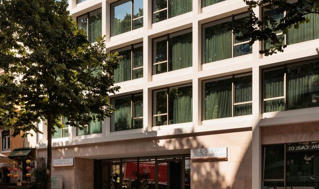 Locke de Santa Joana Exterior