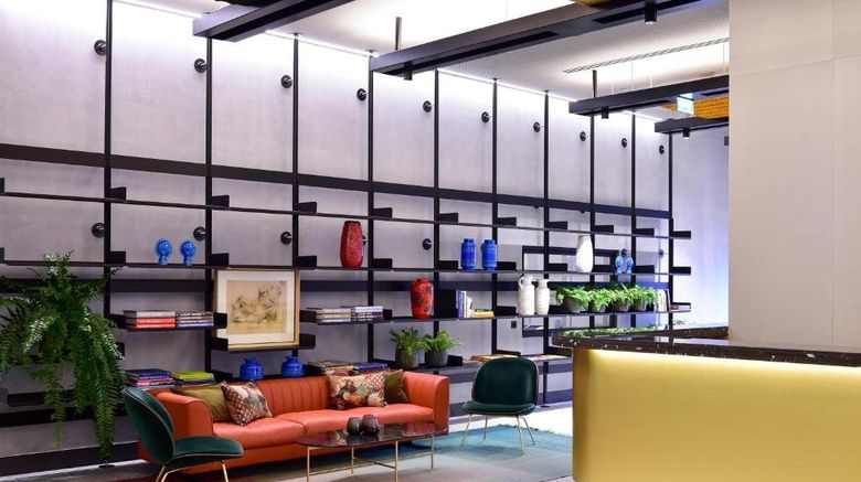 <b>Porto Palacio Congress Hotel Lobby</b>. Images powered by <a href="https://www.leonardoworldwide.com/" title="Leonardo Worldwide" target="_blank">Leonardo</a>.