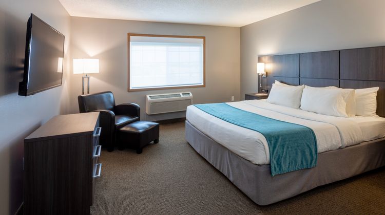 Paynesville Inn & Suites Room