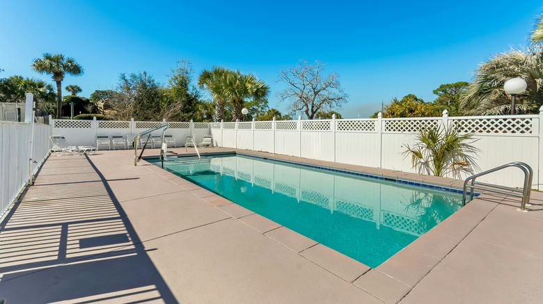 <b>Red Roof Inn Panama City Beach Pool</b>. Images powered by <a href="https://www.leonardoworldwide.com/" title="Leonardo Worldwide" target="_blank">Leonardo</a>.