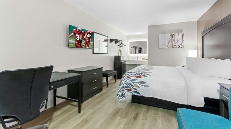 <b>Red Roof Inn Panama City Beach Room</b>. Images powered by <a href="https://www.leonardoworldwide.com/" title="Leonardo Worldwide" target="_blank">Leonardo</a>.