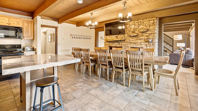 <b>Seven Springs Mountain Resort Restaurant</b>. Images powered by <a href="https://www.leonardoworldwide.com/" title="Leonardo Worldwide" target="_blank">Leonardo</a>.
