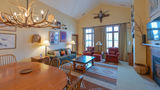 The Lodge at Mountaineer Square Room