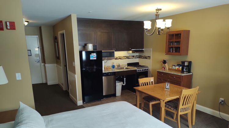 Grand Summit Resort Room