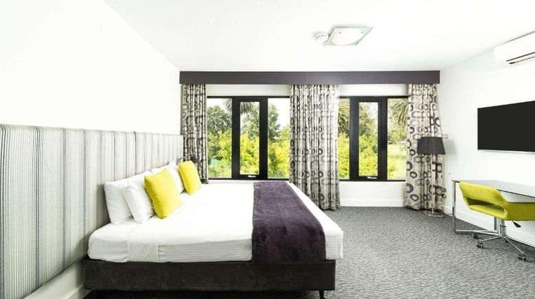 <b>Sora East Melbourne Room</b>. Images powered by <a href="https://www.leonardoworldwide.com/" title="Leonardo Worldwide" target="_blank">Leonardo</a>.