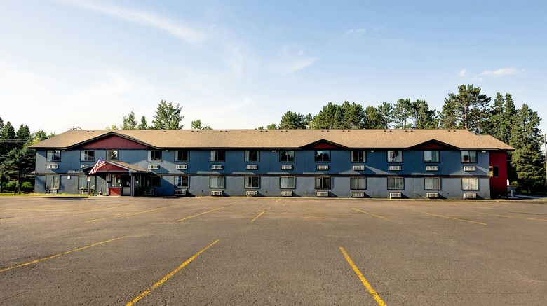 <b>Magnuson Hotel Ironwood Exterior</b>. Images powered by <a href="https://www.leonardoworldwide.com/" title="Leonardo Worldwide" target="_blank">Leonardo</a>.