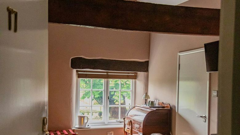 <b>Northover Manor Hotel Room</b>. Images powered by <a href="https://www.leonardoworldwide.com/" title="Leonardo Worldwide" target="_blank">Leonardo</a>.