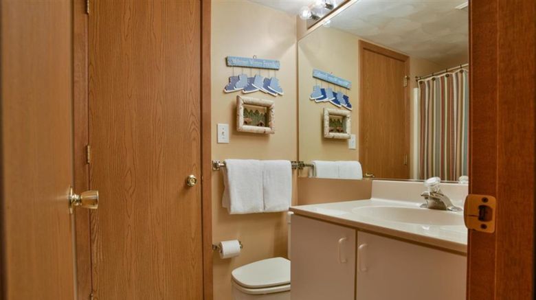 <b>Seven Springs Mountain Resort Room</b>. Images powered by <a href="https://www.leonardoworldwide.com/" title="Leonardo Worldwide" target="_blank">Leonardo</a>.