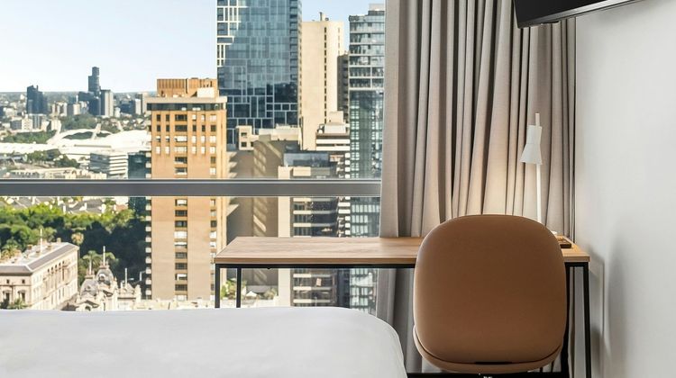 Urban Rest Melbourne Room