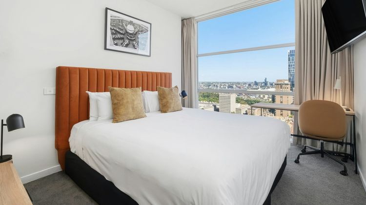 Urban Rest Melbourne Room