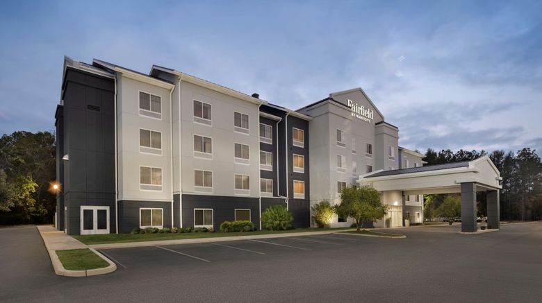 <b>Fairfield Inn & Suites Lake City Exterior</b>. Images powered by <a href="https://www.leonardoworldwide.com/" title="Leonardo Worldwide" target="_blank">Leonardo</a>.