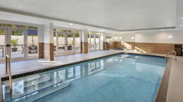 Fairfield Inn & Suites Lake City Pool