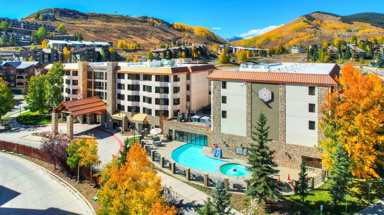 <b>Grand Lodge Crested Butte Exterior</b>. Images powered by <a href="https://www.leonardoworldwide.com/" title="Leonardo Worldwide" target="_blank">Leonardo</a>.