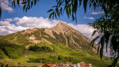 Grand Lodge Crested Butte