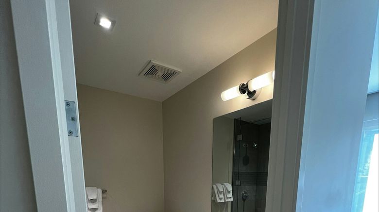 <b>Lift Park City Room</b>. Images powered by <a href="https://www.leonardoworldwide.com/" title="Leonardo Worldwide" target="_blank">Leonardo</a>.