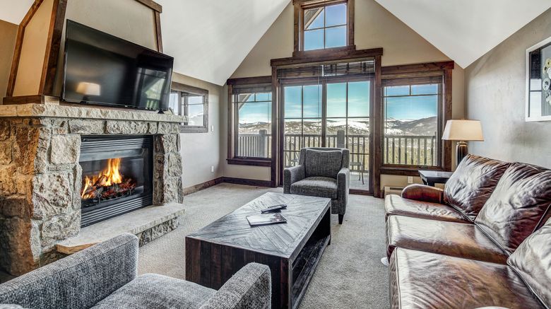<b>Crystal Peak Lodge Room</b>. Images powered by <a href="https://www.leonardoworldwide.com/" title="Leonardo Worldwide" target="_blank">Leonardo</a>.