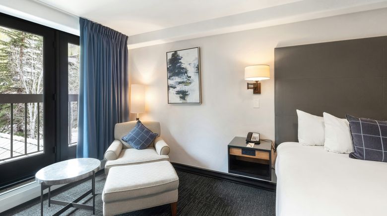 <b>The Pines Lodge, a Rock Resort Room</b>. Images powered by <a href="https://www.leonardoworldwide.com/" title="Leonardo Worldwide" target="_blank">Leonardo</a>.