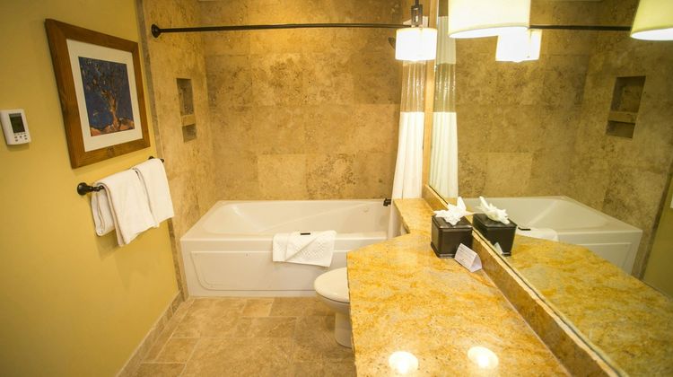 Sundial Lodge Room