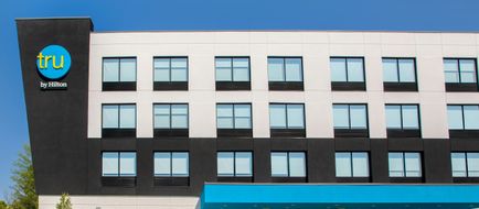 Tru by Hilton Gananoque Exterior