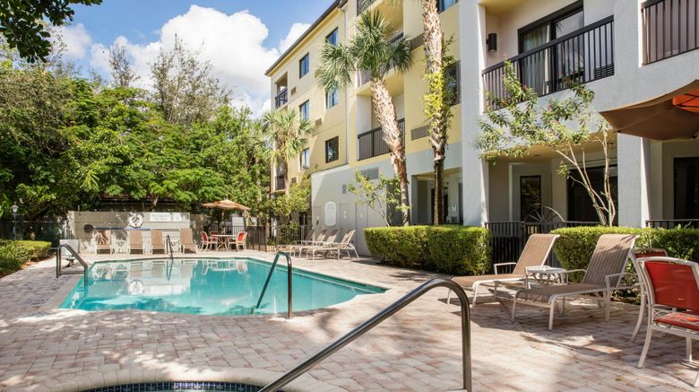<b>Courtyard Fort Lauderdale Coral Springs Pool</b>. Images powered by <a href="https://www.leonardoworldwide.com/" title="Leonardo Worldwide" target="_blank">Leonardo</a>.