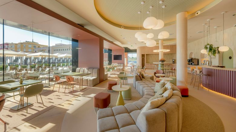 <b>Hampton Alicante Airport Restaurant</b>. Images powered by <a href="https://www.leonardoworldwide.com/" title="Leonardo Worldwide" target="_blank">Leonardo</a>.