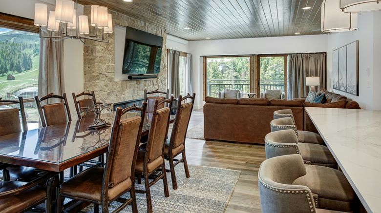 <b>The Village at Breckenridge Room</b>. Images powered by <a href="https://www.leonardoworldwide.com/" title="Leonardo Worldwide" target="_blank">Leonardo</a>.