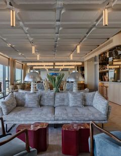 Publica Isrotel, Autograph Collection