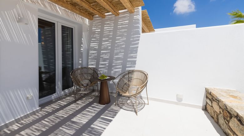 <b>Adama Mykonos Hotel Room</b>. Images powered by <a href="https://www.leonardoworldwide.com/" title="Leonardo Worldwide" target="_blank">Leonardo</a>.
