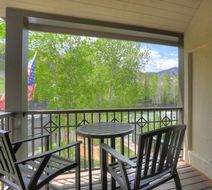 Beaver Creek Village Room