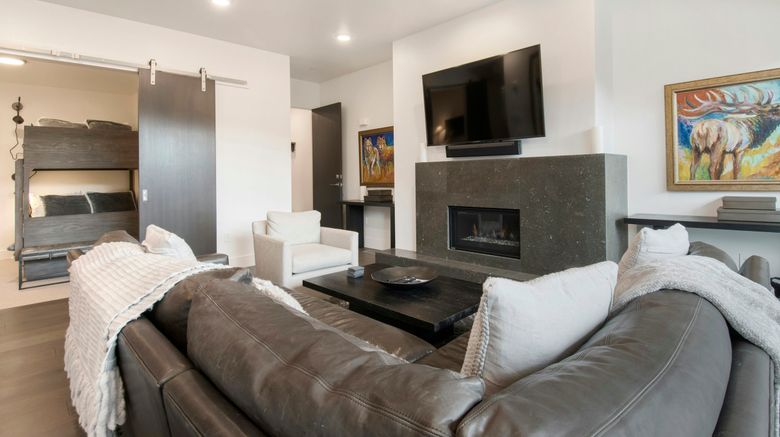 <b>Apex At Park City Room</b>. Images powered by <a href="https://www.leonardoworldwide.com/" title="Leonardo Worldwide" target="_blank">Leonardo</a>.