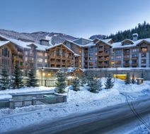First Tracks Lodge Exterior