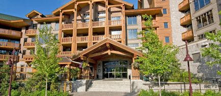 First Tracks Lodge Exterior
