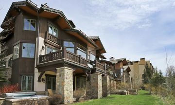 Legendary Lodging